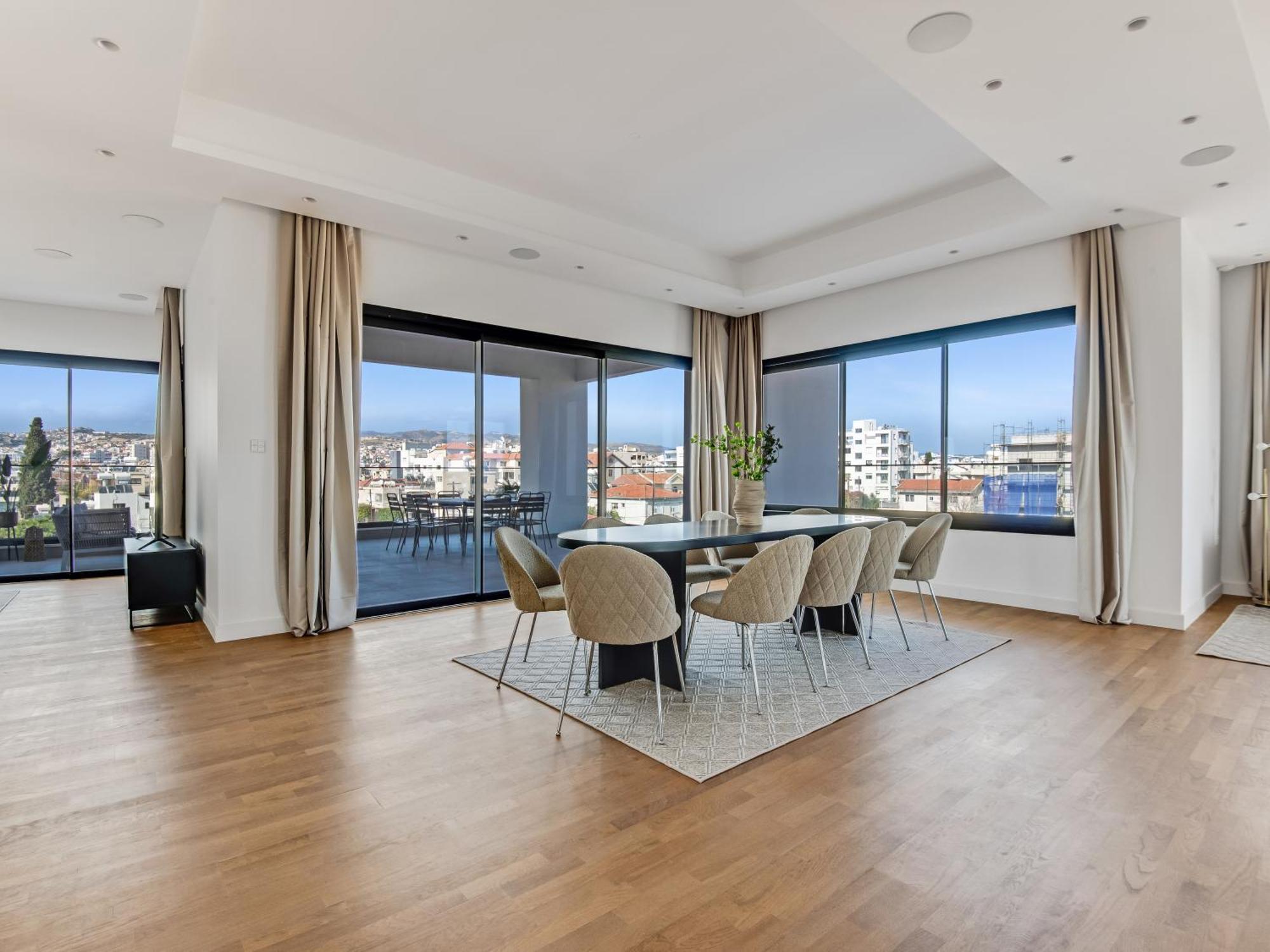Sanders Crystal 2 Limassol Exterior photo
