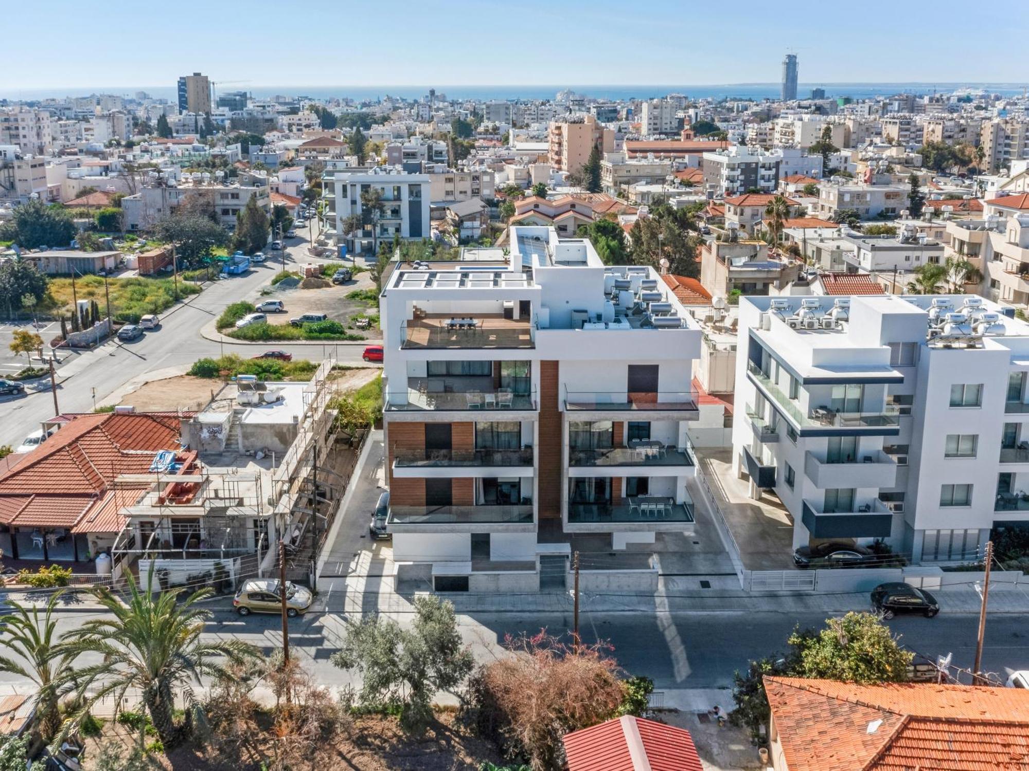 Sanders Crystal 2 Limassol Exterior photo