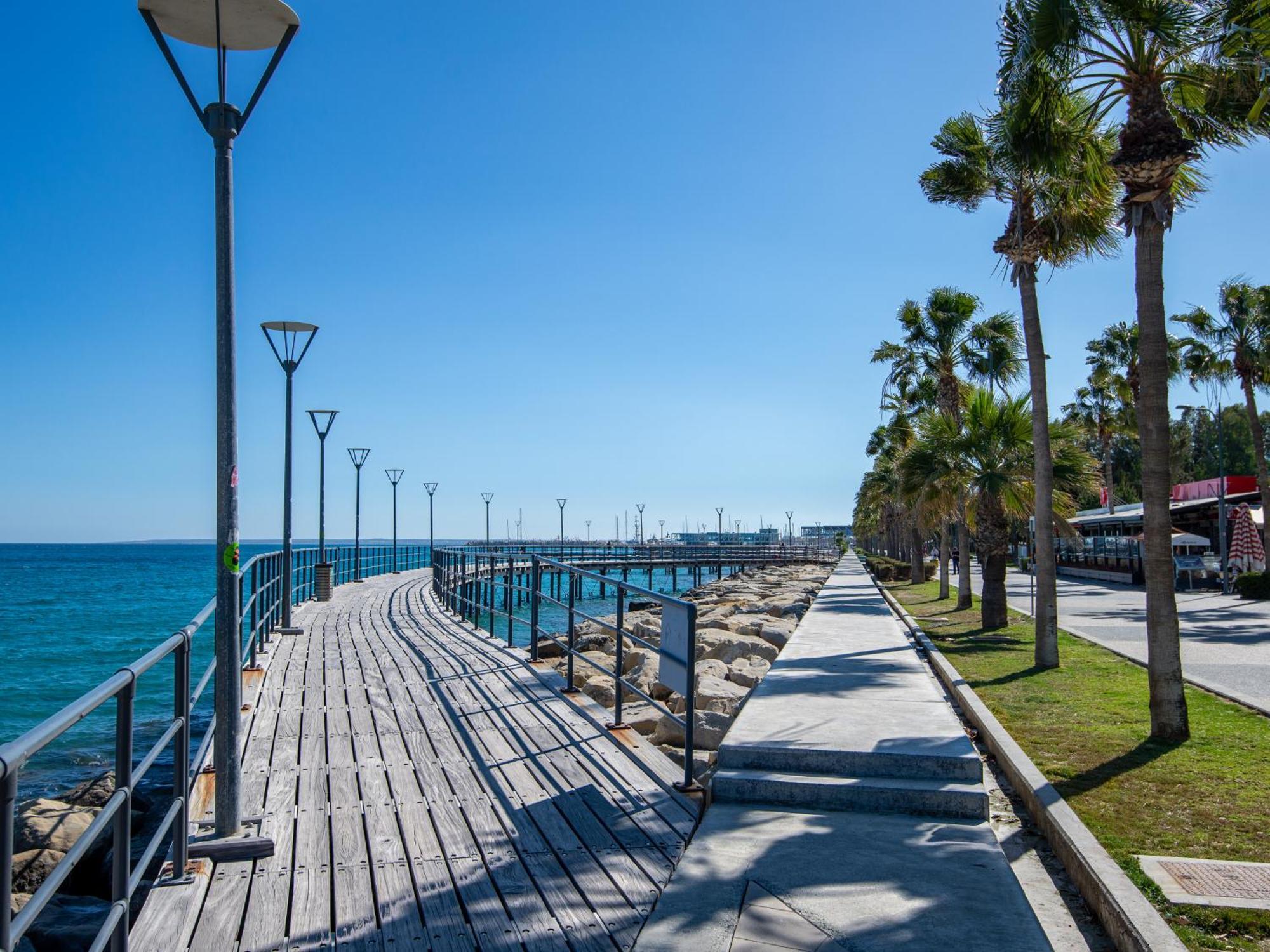 Sanders Crystal 2 Limassol Exterior photo
