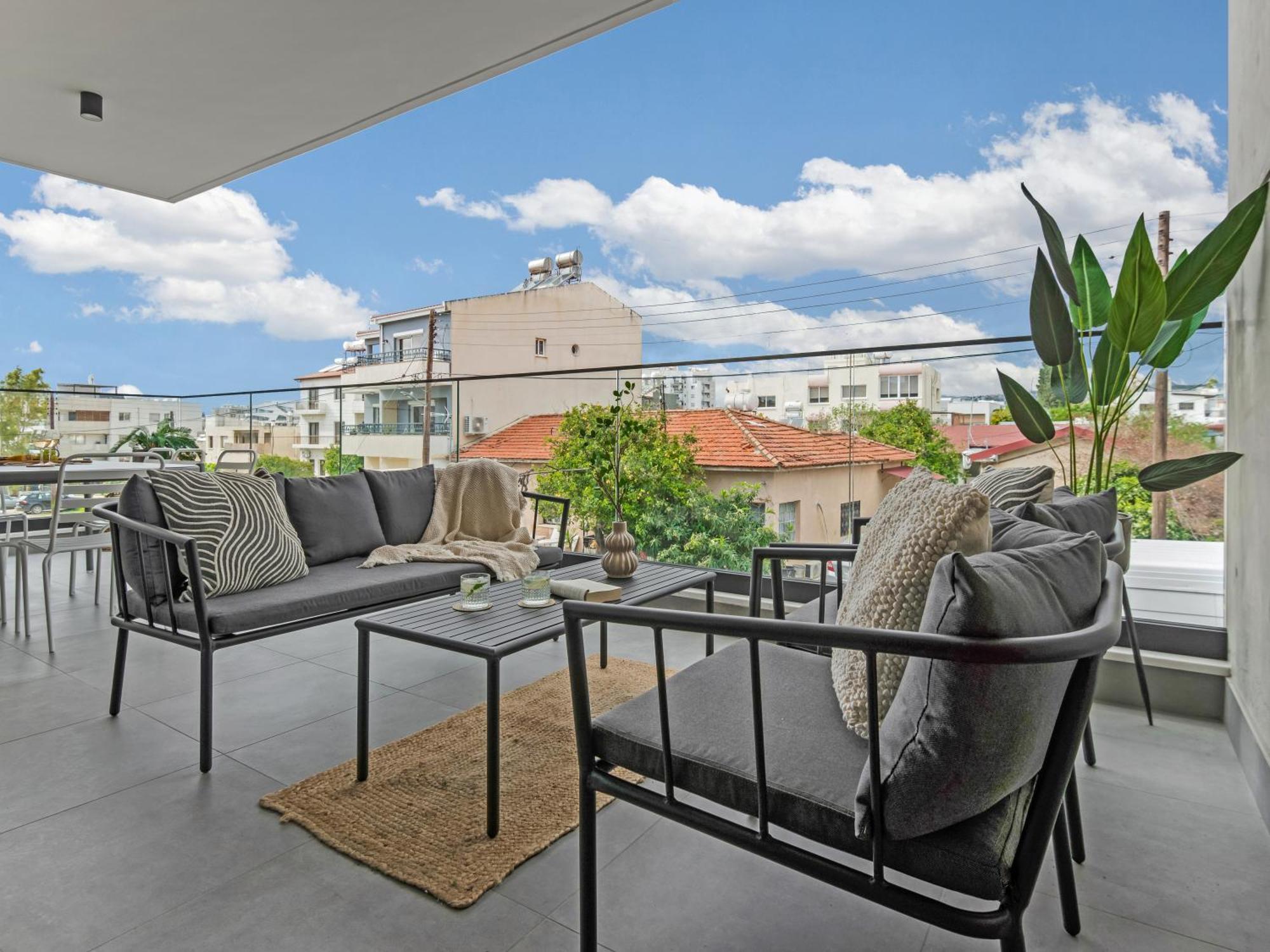 Sanders Crystal 2 Limassol Exterior photo